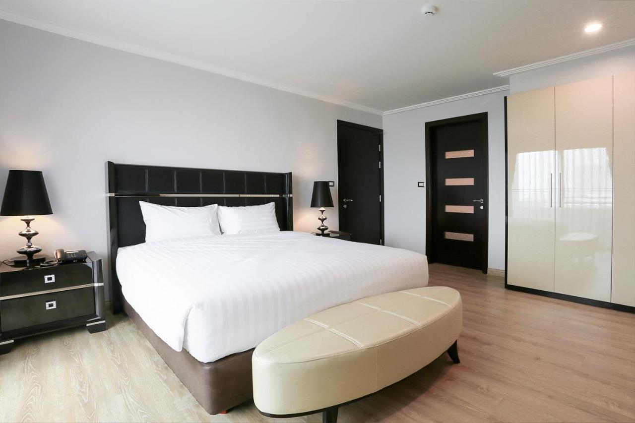 Sirin Exclusive Hotel And Residence Pattaja Kültér fotó