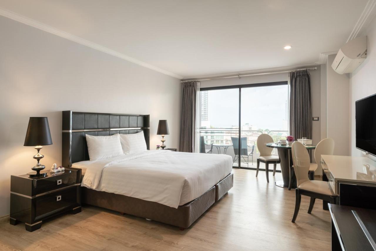 Sirin Exclusive Hotel And Residence Pattaja Kültér fotó