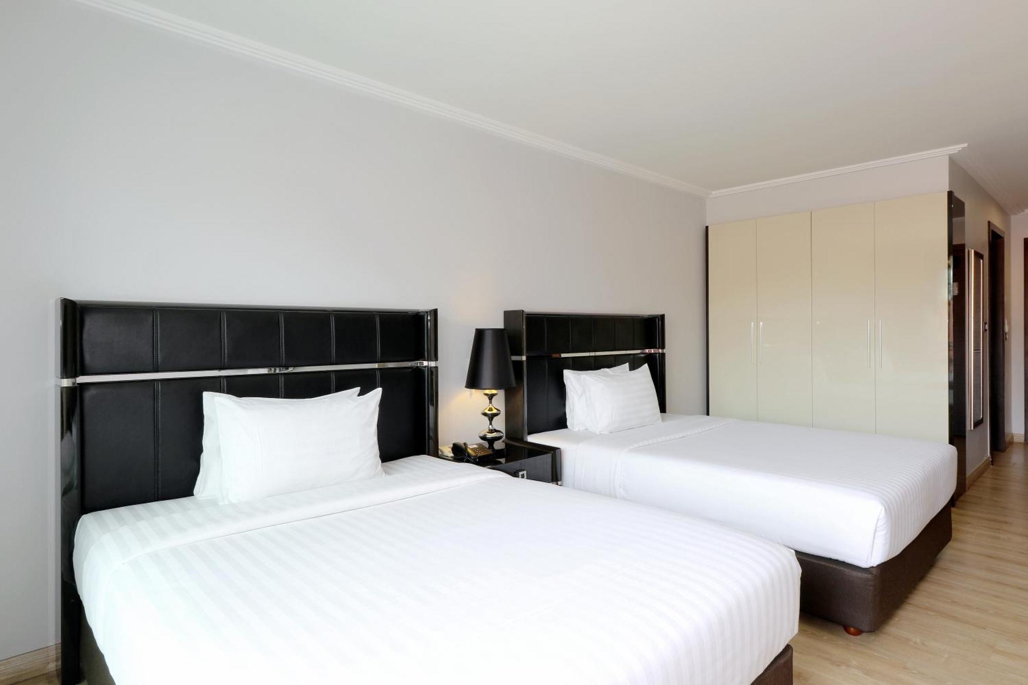 Sirin Exclusive Hotel And Residence Pattaja Kültér fotó